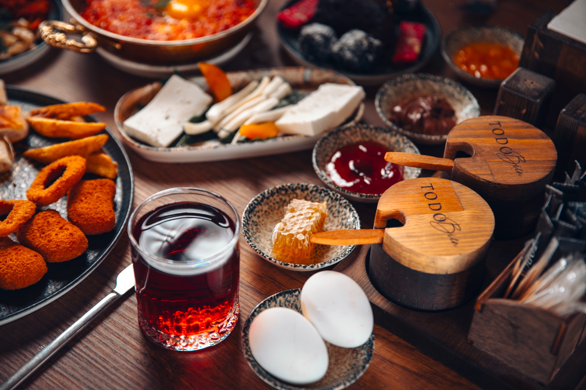 Restoran menüsü için servis ve ürün detayları